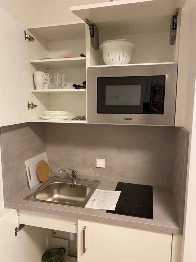 Site.Inn Wien Himberg Exteriör bild